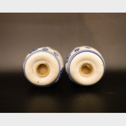 Butterfly pattern salt and pepper shakers