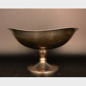 Vintage Silver Plated Pedestal Bowl 16 cm � Minimalist Footed Dish � Mid Century Modern Serving Bowl