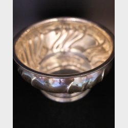 Large Vintage Silver Plated Bowl 21 cm � Sculptural Design with Polished Interior � Mid Century Modern Serving Bowl