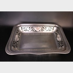 Vintage Silver Plated Rectangular Tray 28 cm � Elegant Serving Tray with Raised Edge � Classic Tableware