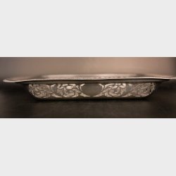 Vintage Silver Plated Rectangular Tray 28 cm � Elegant Serving Tray with Raised Edge � Classic Tableware