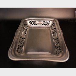 Vintage Silver Plated Rectangular Tray 28 cm � Elegant Serving Tray with Raised Edge � Classic Tableware