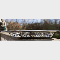 Vintage Silver Plated Rectangular Tray 28 cm � Elegant Serving Tray with Raised Edge � Classic Tableware