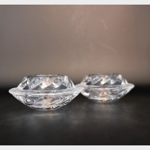 Vintage Glass Tealight Holders � Swirl Design � Heavy Glass (Set)