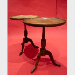 Pair of Vintage Tripod Side Tables in Solid Oak � Round Scandinavian / English Style Occasional Tables