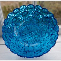 Vintage Turquoise Cut Crystal Glass Bowl � Decorative Pressed Glass Serving Bowl, 23 cm