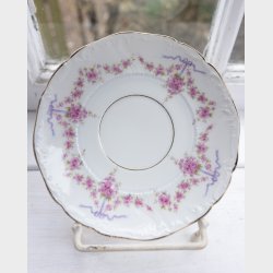 Antique Carl Tielsch (C.T.) Altwasser Porcelain Tea &amp; Coffee Service, circa 1890�1910, 39 Pieces, Pink Floral Ribbon Garland with Gilt Trim