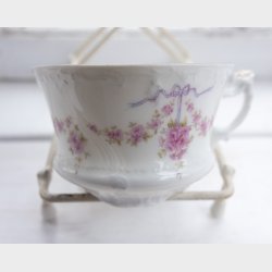 Antique Carl Tielsch (C.T.) Altwasser Porcelain Tea &amp; Coffee Service, circa 1890�1910, 39 Pieces, Pink Floral Ribbon Garland with Gilt Trim