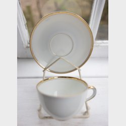 Antique Villeroy &amp; Boch Mettlach Porcelain Dinner Service, 69 Pieces, circa 1900�1930, White with Gilt Rim, Complete Table Setting for 12