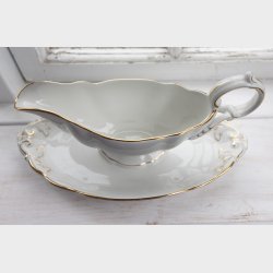 Antique Villeroy &amp; Boch Mettlach Porcelain Dinner Service, 69 Pieces, circa 1900�1930, White with Gilt Rim, Complete Table Setting for 12