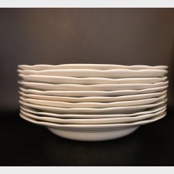 Antique Villeroy &amp; Boch Mettlach Porcelain Dinner Service, 69 Pieces, circa 1900�1930, White with Gilt Rim, Complete Table Setting for 12