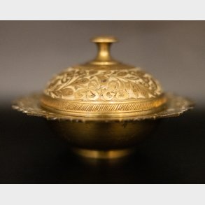 Chinese Ming vase