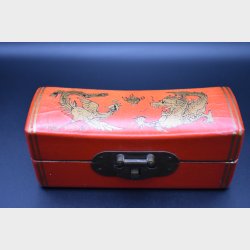 Chinese Lacquer Box with Dragon and Phoenix Motif