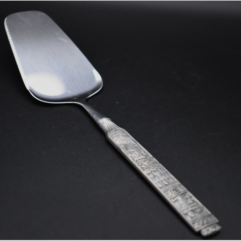 Cake server / pie server�with a decorated handle