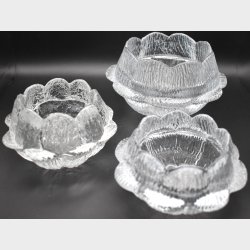 Set of 3 Vintage Scandinavian Clear Art Glass Bowls � Lotus Flower Shaped Textured Crystal Style Decorative Bowls