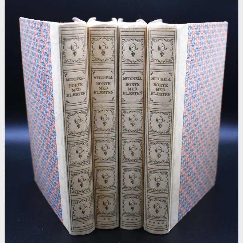 �Gone with the Wind � Danish Edition (1955, 4-Volume Set)�