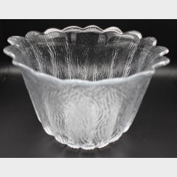 Vintage Pressed Glass Bowl � Floral Scalloped Edge Design