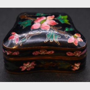 Antique Cloisonn� Enamel Floral Lidded Box