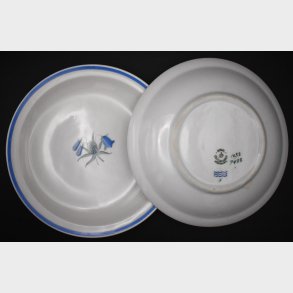 2 vintage Royal Copenhagen Hand Painted Floral Porcelain Plates/bowls,  Denmark No. 1033/9483 Blue Bell Flower