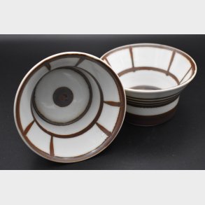 Bing & Gr�ndahl Stoneware Bowls � Graphic Brown & White Design (Set of 2)