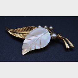Vintage Mother-of-Pearl Leaf Brooch with Gilt Metal Details