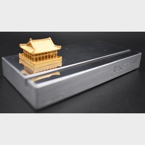 K-Heritage card holder with miniature Gyeonghoeru Pavilion (Korea)