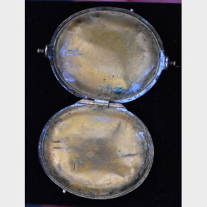 Antique Engraved Metal Pill Box / Vinaigrette � Victorian Style with Bird Motif