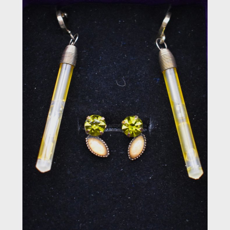 Vintage Earring Set � Yellow Drop Earrings &amp; Green Rhinestone Studs (Boxed Set)