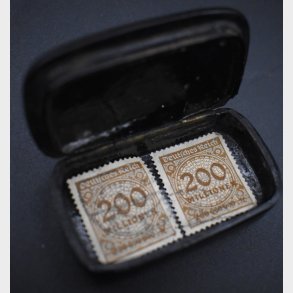 Vintage German Inflation Stamps 1923 � �200 Millionen� � With Antique Box