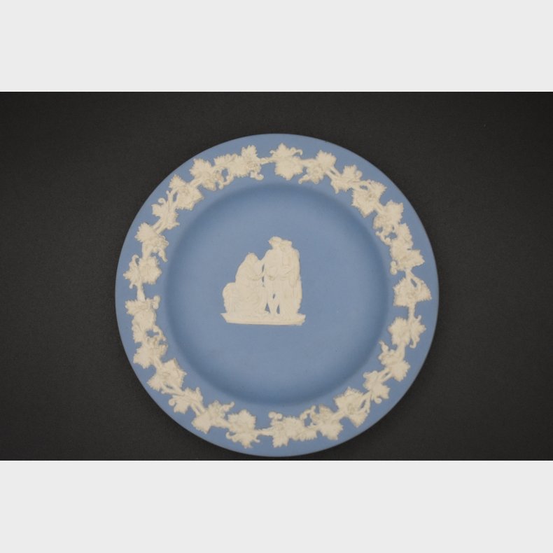 Set of 2 Vintage Wedgwood Blue Jasperware Decorative Plates � Made in England