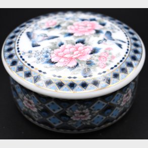 Vintage Porcelain Trinket Box with Lid � Hand Painted Floral & Birds Design � Decorative Jewelry Box � Gold Trim