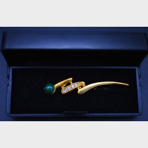 Title: Vintage Gold-Tone Modernist Brooch with Green Cabochon & Crystal Accents