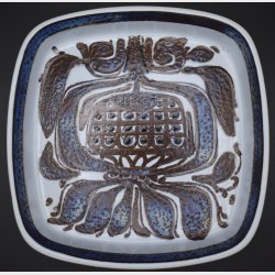 Aluminia / Royal Copenhagen Faience Dish No. 2883/429 � Danish Art Pottery