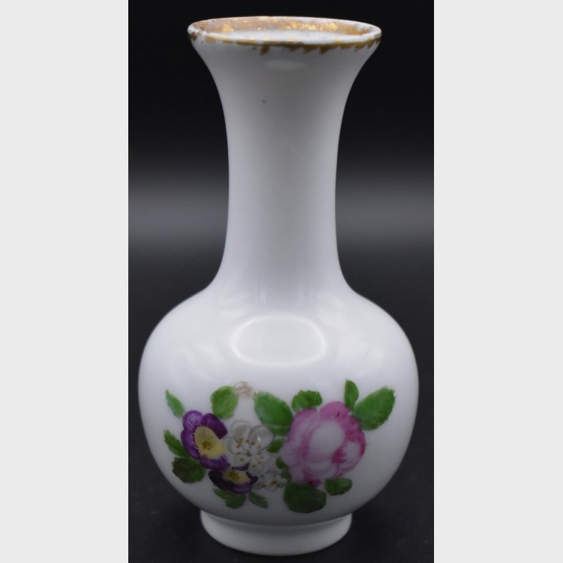 Royal Copenhagen Porcelain Vase � Hand Painted � Dated 1927 � Denmark