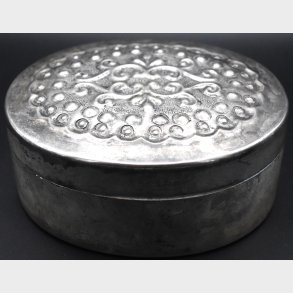 Vintage Pewter Trinket Box � Ornate Floral Lid / Scandinavian Style Storage Box