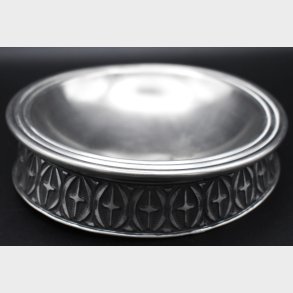 Vintage Pewter Bowl by Hauggrud Norway 325 � Scandinavian Mid-Century Decorative Dish