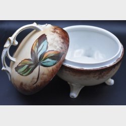 Vintage Hand-Painted Porcelain Lidded Bowl with Clover Motif and Gilt Details