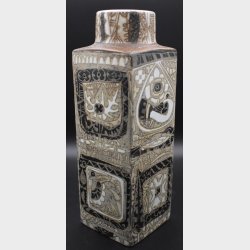 Royal Copenhagen Baca Vase No. 3259 � Nils Thorsson � Mid-Century Danish Design