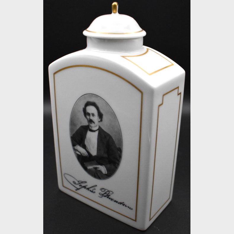 Bing &amp; Gr�ndahl Porcelain Commemorative Lidded Box � Apollo Theatre Copenhagen 1979 (Limited Edition)