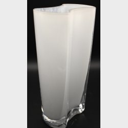 Modern Art Glass Vase � Blue and White Scandinavian Style