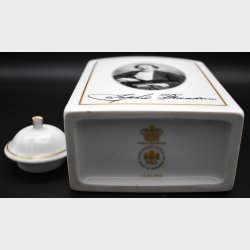 Bing &amp; Gr�ndahl Porcelain Commemorative Lidded Box � Apollo Theatre Copenhagen 1979 (Limited Edition)