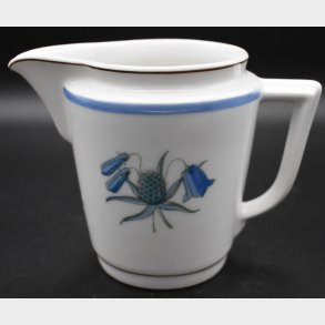 Royal Copenhagen Porcelain Creamer � Blue Flower Motif (Pattern No. 1033)
