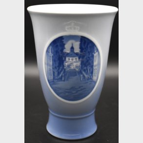 Royal Copenhagen Vase � �Rundskuedagen 1937� Commemorative Piece