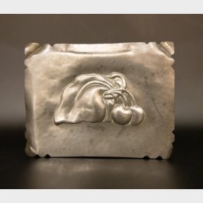 French Vintage Pewter Trinket Box � Art Nouveau