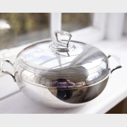Vintage Silver-Plated Lidded Bowl / Serving Dish