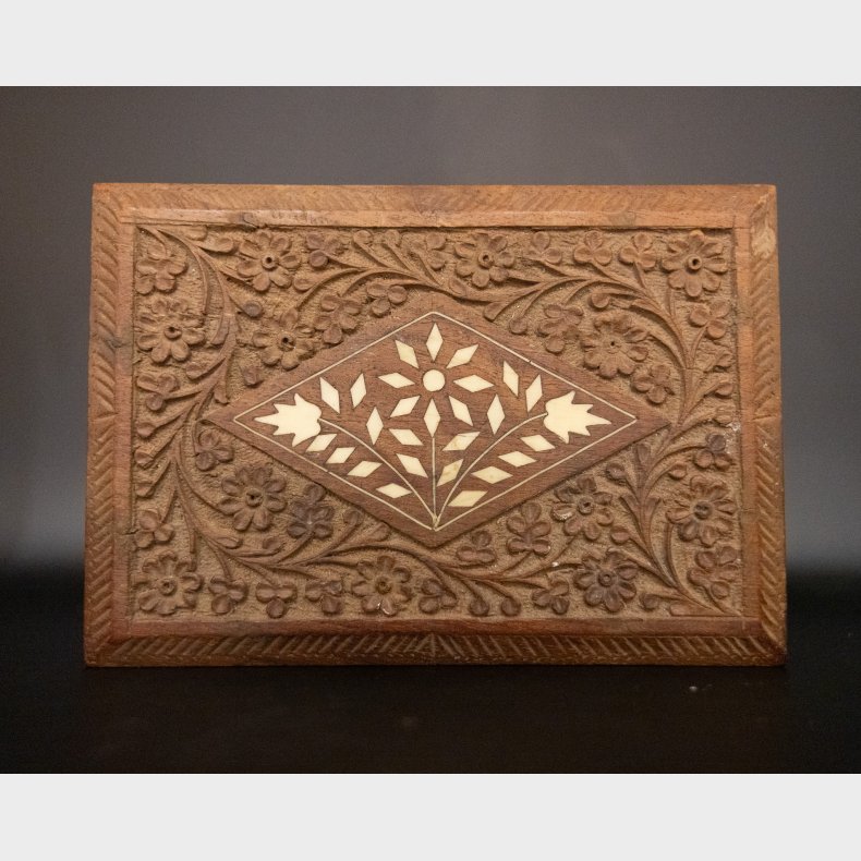 Beautiful Hand-Carved Wooden Box with Bone Inlay � Decorative Storage with Drawer