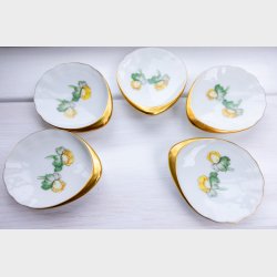 Royal Copenhagen Aluminia Faience Plates (Set of 5) � Gilded Rim &amp; Floral Motif