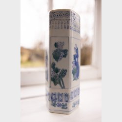 Chinese Hexagonal Porcelain Vase with Rice Grain Pattern � Hand Painted � 16 cm